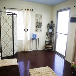 Blooming Waters - Entrance Wellness Clinic Colon hydrotherapy