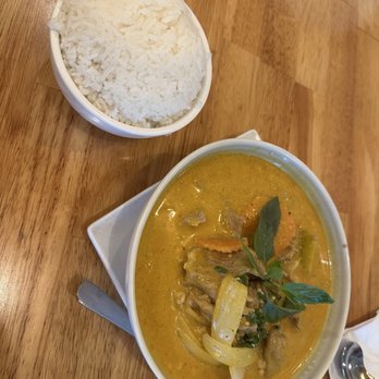 Basil & Co - Yellow Pumpkin Curry - Thai Near Me - Diamond Bar, California