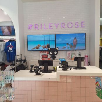 Riley Rose - Cosmetics & Beauty Supply Near Me - New York, New York Riley Rose - Cosmetics & Beauty Supply Near Me - New York, New York