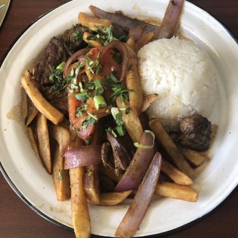 Casa Chaskis - Lomo saltado - Peruvian Near Me - Long Beach, California Casa Chaskis - Lomo saltado - Peruvian Near Me - Long Beach, California
