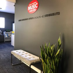 Santa Monica Music Center - Upstairs music school entrance