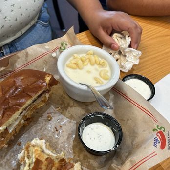 Chili's - Big Crispy Chicken Sandwich - Tex-Mex Near Me - Austin, Texas Chili's - Big Crispy Chicken Sandwich - Tex-Mex Near Me - Austin, Texas