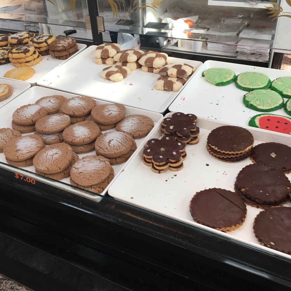 Lecaroz - Patisserie/Cake Shop Near Me - Santiago de Querétaro, QUE