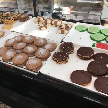 Lecaroz - Patisserie/Cake Shop Near Me - Santiago de Querétaro, QUE