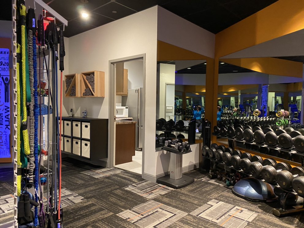 Body Solutions Personal Fitness and Wellness Studio Logo