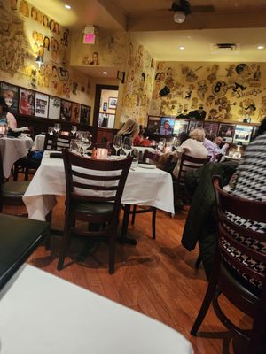 The Palm - Charlotte by null