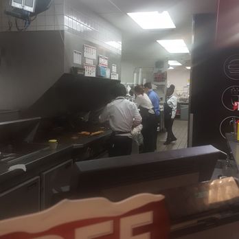 Steak ’n Shake - Burgers Near Me - Kalamazoo, Michigan