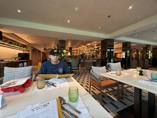 Crimson Resort and Spa Mactan by null