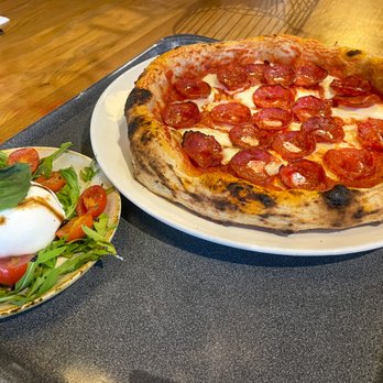 Bonnie & Wild - Pizza and burrata - Food Court Near Me - Edinburgh, EDH Bonnie & Wild - Pizza and burrata - Food Court Near Me - Edinburgh, EDH