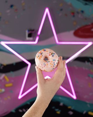 Donut Star by null