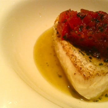 Fermí Puig - Merluza con tomate y albahaca - Signature Cuisine Near Me - Barcelona, B Fermí Puig - Merluza con tomate y albahaca - Signature Cuisine Near Me - Barcelona, B