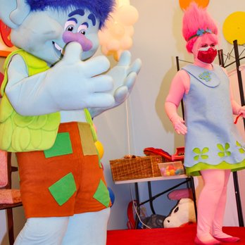 Play and Parties - Party Characters Near Me - Orange, California Play and Parties - Party Characters Near Me - Orange, California
