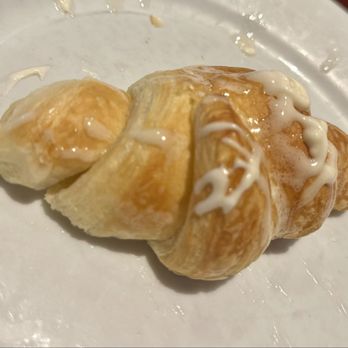 Cheddar's Scratch Kitchen - Toasty rolll - American Near Me - Aurora, Colorado Cheddar's Scratch Kitchen - Toasty rolll - American Near Me - Aurora, Colorado