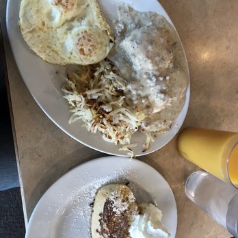 Toast - BISCUITS AND GRAVY BREAKFAST with a side of classic French Toast - Breakfast & Brunch Near Me - Littleton, Colorado Toast - BISCUITS AND GRAVY BREAKFAST with a side of classic French Toast - Breakfast & Brunch Near Me - Littleton, Colorado