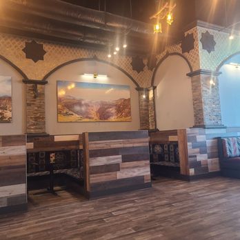 Middle Eatz - Traditional seating area - Mediterranean Near Me - Nashville, Tennessee Middle Eatz - Traditional seating area - Mediterranean Near Me - Nashville, Tennessee