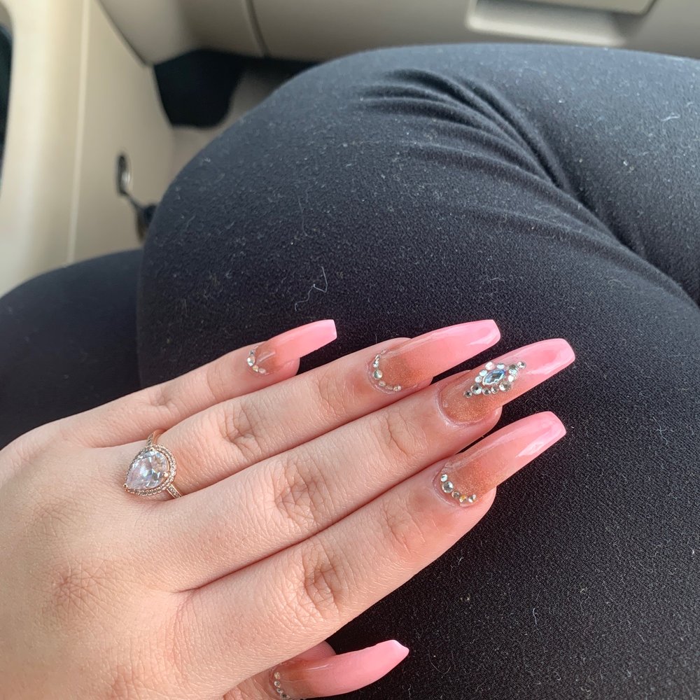 J Nails And Spa - Nails - Nail Salons Near Me - Crest Hill, Illinois