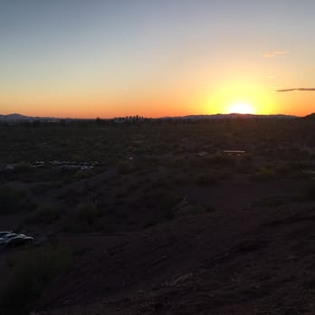 Hole-in-the-Rock - Sunset in April - Hiking Near Me - Phoenix, Arizona