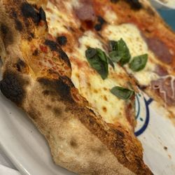 La Ciacolada - Salami Pizza