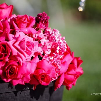 Bended Knee Floral Designs - credits go to photographer of simplytwo.com - Florists Near Me - Montebello, California Bended Knee Floral Designs - credits go to photographer of simplytwo.com - Florists Near Me - Montebello, California