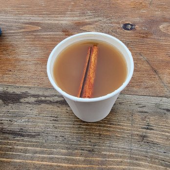 Nostrano Vineyards - Hot Apple Cider with Cinnamon Stick - Wineries Near Me - Milton, New York Nostrano Vineyards - Hot Apple Cider with Cinnamon Stick - Wineries Near Me - Milton, New York