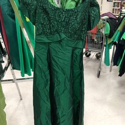 Seasonal racks (St. Patrick display)