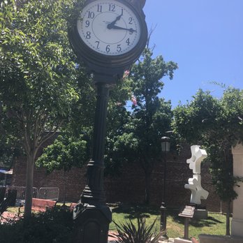 Lizzie Fountain Park - Memorial clock - Parks Near Me - Livermore, California