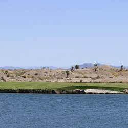 Las Vegas Paiute Golf Resort - Island Green in Wolf course