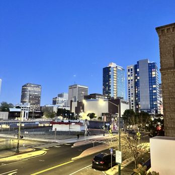 Moxy Oakland Downtown - View - Hotels Near Me - Oakland, California Moxy Oakland Downtown - View - Hotels Near Me - Oakland, California