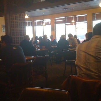 Coliseum Pizza & Steak - Busy night before the last home game for the oilers 2009/2010 season - Steakhouses Near Me - Edmonton, Alberta