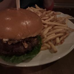 Angus burger with skinny fries