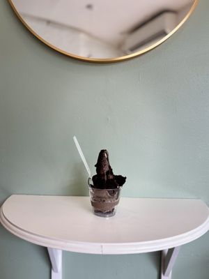 Dolly's Coffee Shop by null