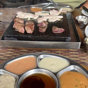 Grizzly House - Beef and Chicken Fondue Dinner - Fondue Near Me - Banff, Alberta Grizzly House - Beef and Chicken Fondue Dinner - Fondue Near Me - Banff, Alberta