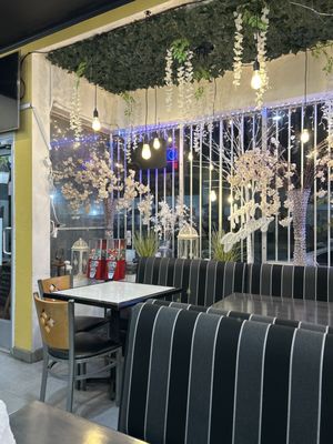 Bianco's Italian Cuisine by null