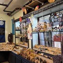 Earths Elements - Interior