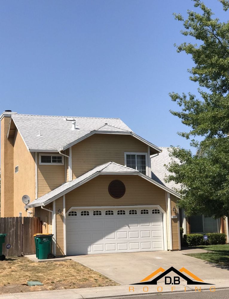 Slide of D.B Roofing