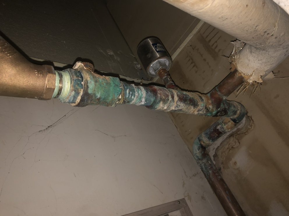 Slide of Parks's Plumbing Pros