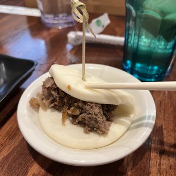Isshindo Ramen - Beef bao - Ramen Near Me - Allston, Massachusetts