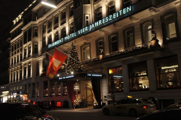 Fairmont Hotel Vier Jahreszeiten by null