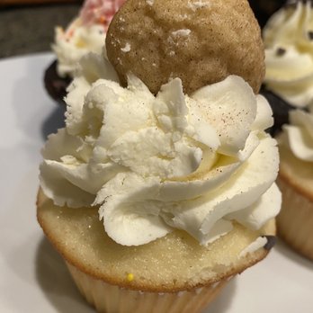 Sweet Pearl Bakery - Snickerdoodle Cupcake - Desserts Near Me - Shoreline, Washington Sweet Pearl Bakery - Snickerdoodle Cupcake - Desserts Near Me - Shoreline, Washington