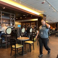 Silver Gulch Brewing & Bottling - Our Waitress!