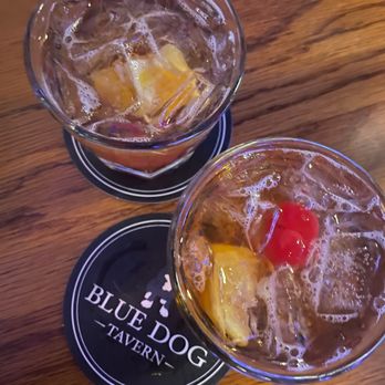 BLUE DOG TAVERN - Updated June 2025 - 231 Photos & 220 Reviews - 638