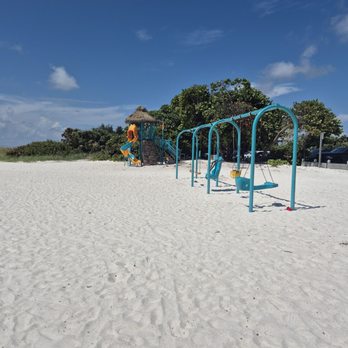 Anna Maria Island Beach - Play area - Beaches Near Me - Holmes Beach, Florida Anna Maria Island Beach - Play area - Beaches Near Me - Holmes Beach, Florida