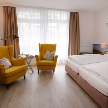 Hotel Villa Granitz - Doppelzimmer Standard - Hotels Near Me - Baabe, MV