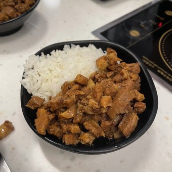 Swish Swish - Lu Ruo Fan - Hot Pot Near Me - Lynnwood, Washington