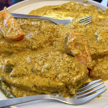 Mezban House - Sorisha Hilsha - Indian Near Me - Elmhurst, New York