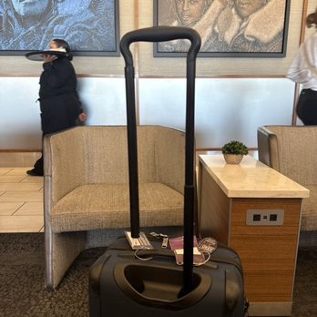 Tumi - Accessories Near Me - Glendale, California Tumi - Accessories Near Me - Glendale, California