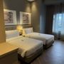 Summit Hotel