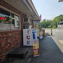 T's Corner