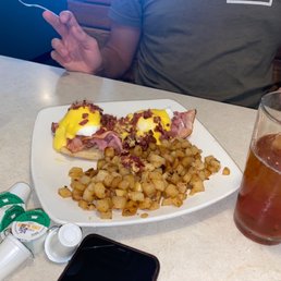 Eggs Benedict Eggs Benedict