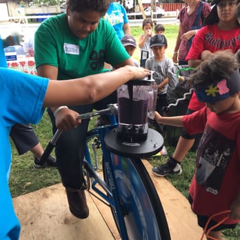 Hawaii State Farm Fair - make your own smoothie with a bicycle - Festivals Near Me - Kaneohe, Hawaii